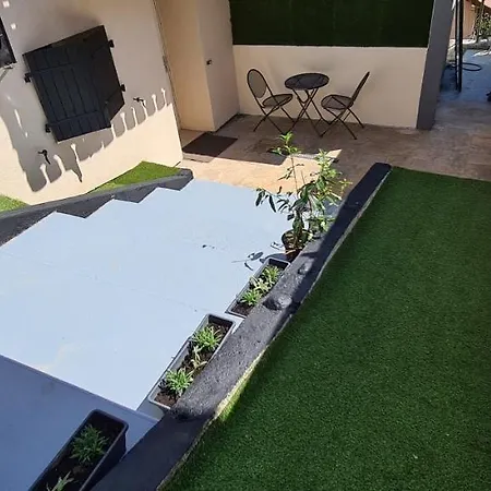 Apartment Bel En Rez-de-jardin *